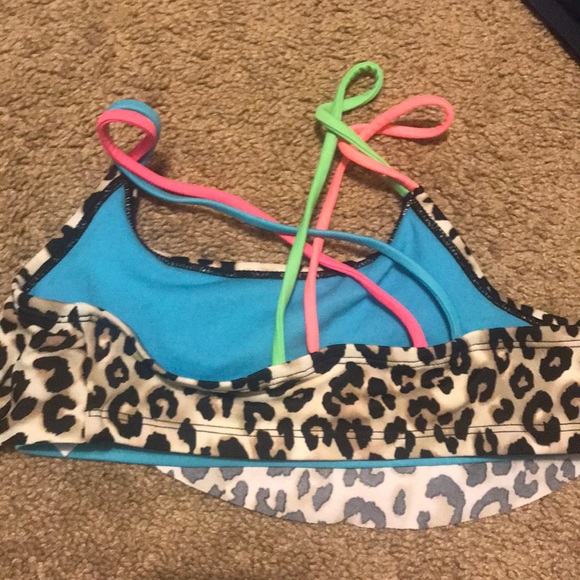 COPY - Two piece swim suit - Picture 3 of 4